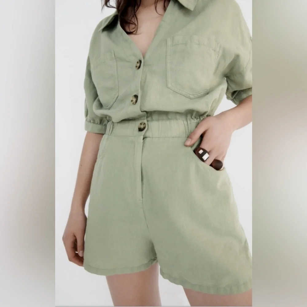 NWT Zara light olive linen blend romper size small * with flaw